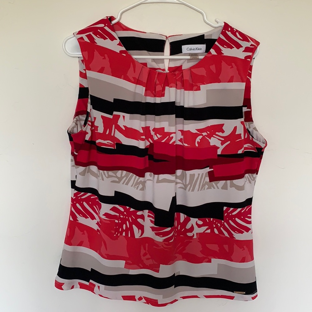 Women’s dressy or casual top
